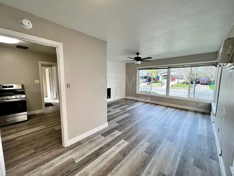 636 S Tuxedo Ave — Photo 11