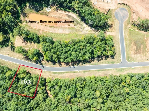 1924 Kennesaw Ln, Auburn, AL 36830