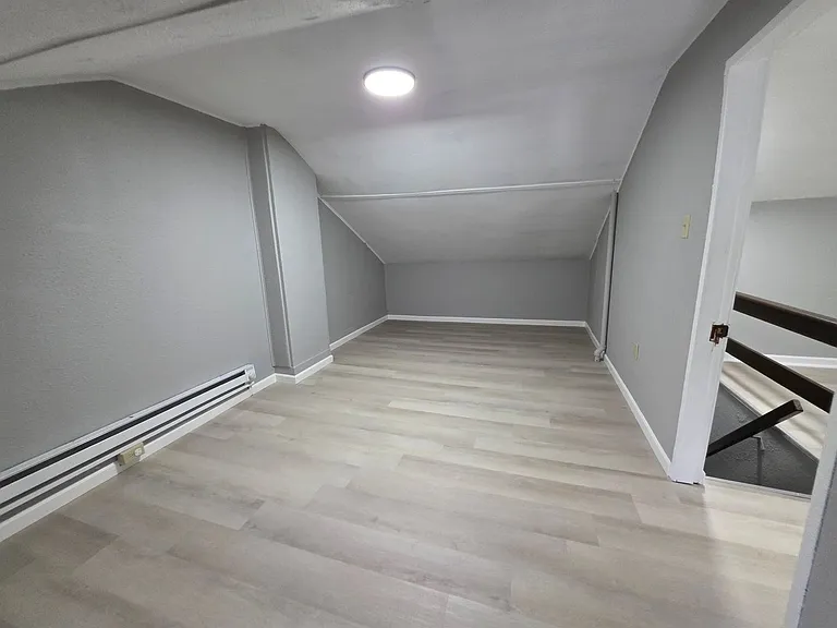 913 Peralta St #A — Photo 15