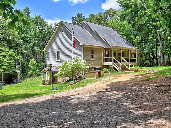 2nd image of 260 Yellow Creek Dr