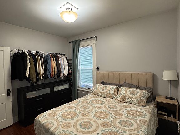 3rd image of 19 Anderson St #1