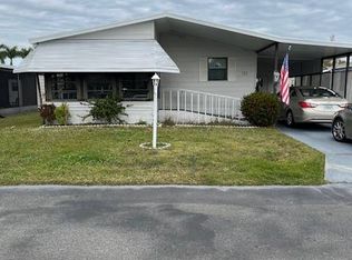 582 Waveside Dr, Melbourne, FL 32934