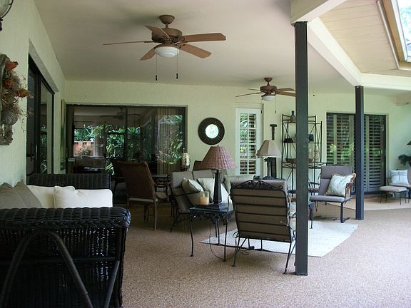 2nd image of 1336 Wales Dr