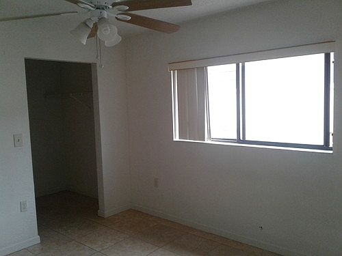 4th image of 1350 S Palmetto Ave APT 204