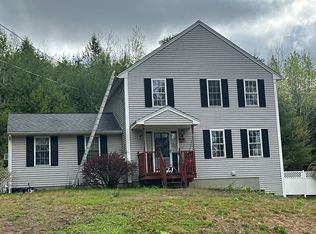 711 S Barre Rd, Barre, MA 01005