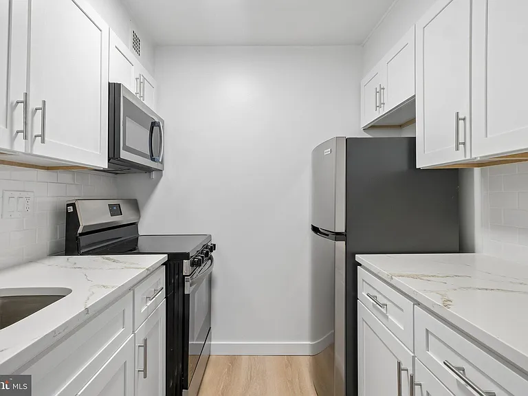 224 W Rittenhouse Sq #30-802 — Photo 4