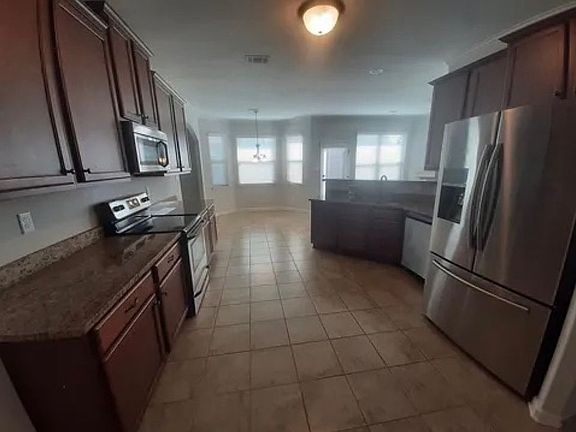 5th image of 4842 Shira Dr