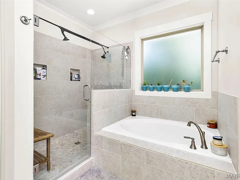 397 Southern Hills Dr — Photo 23