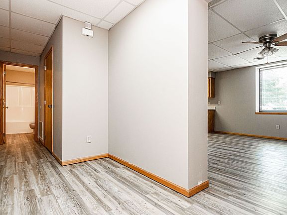3rd image of 236 W 9th St #2