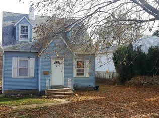 1429 Baltimore St, Waterloo, IA 50702