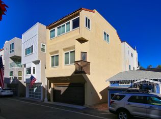 110 Surfside Ave, Huntington Beach, CA 92649