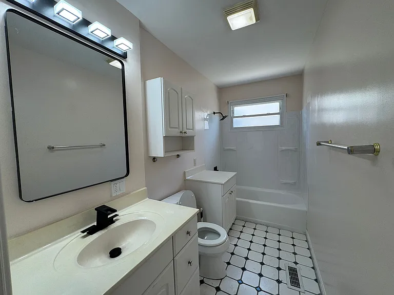 3415 Center Dr — Photo 17
