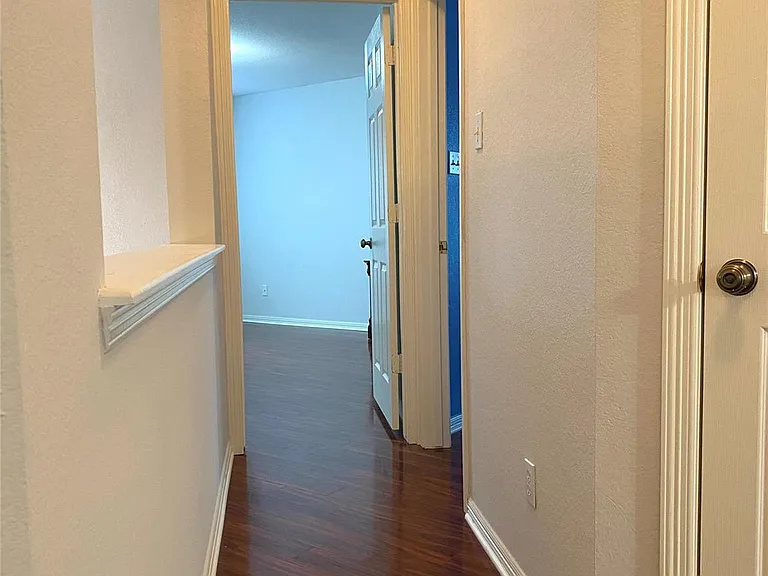 10231 Turrett Point Ln — Photo 11