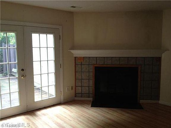 3rd image of 2767 Cottage Pl