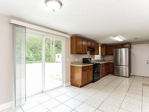 5th image of 11075 Bluehill Dr