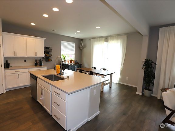 5th image of 25421 158th Avenue SE