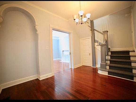 5th image of 908 Burdette St