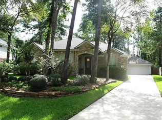 18 S York Gate Ct, Spring, TX 77382