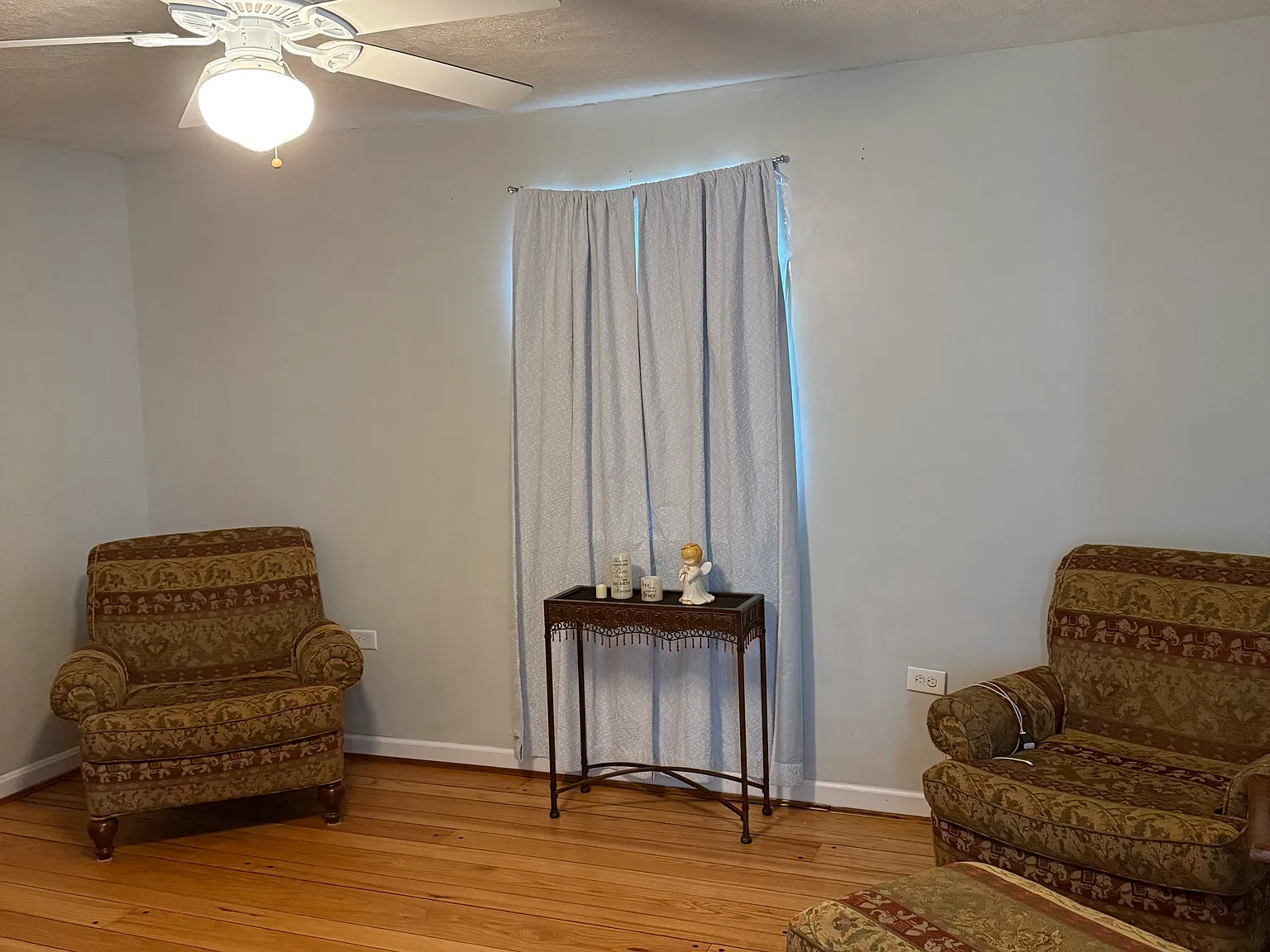 1 bed, 750 sqft, $1,100 — Photo 2