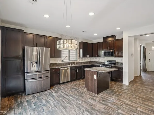 10612 Capitol Peak Ave, Las Vegas, NV 89166