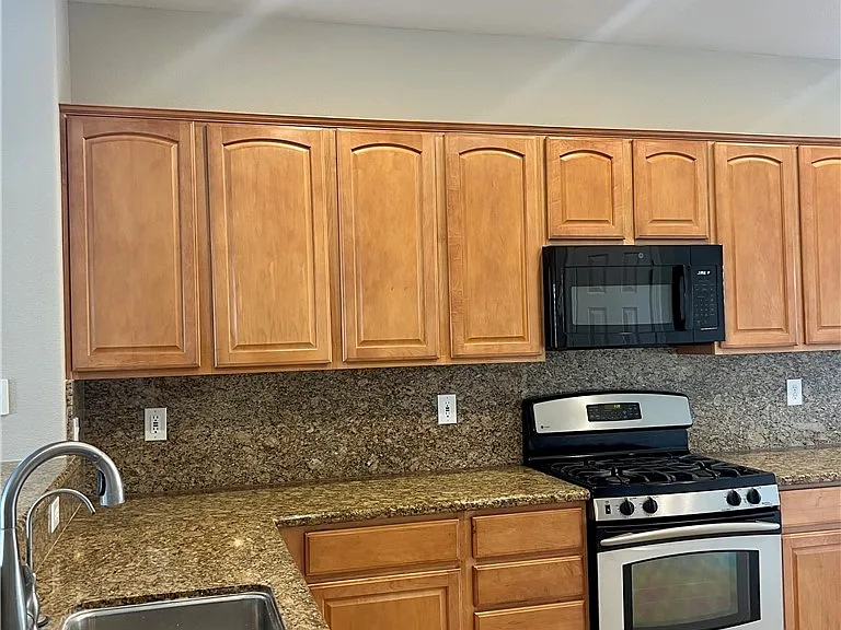 2460 Calvert City Dr — Photo 19