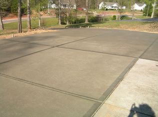243 Nathan Dr, Clayton, NC 27520