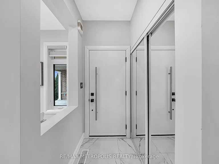 10 Snowcreek St — Photo 8