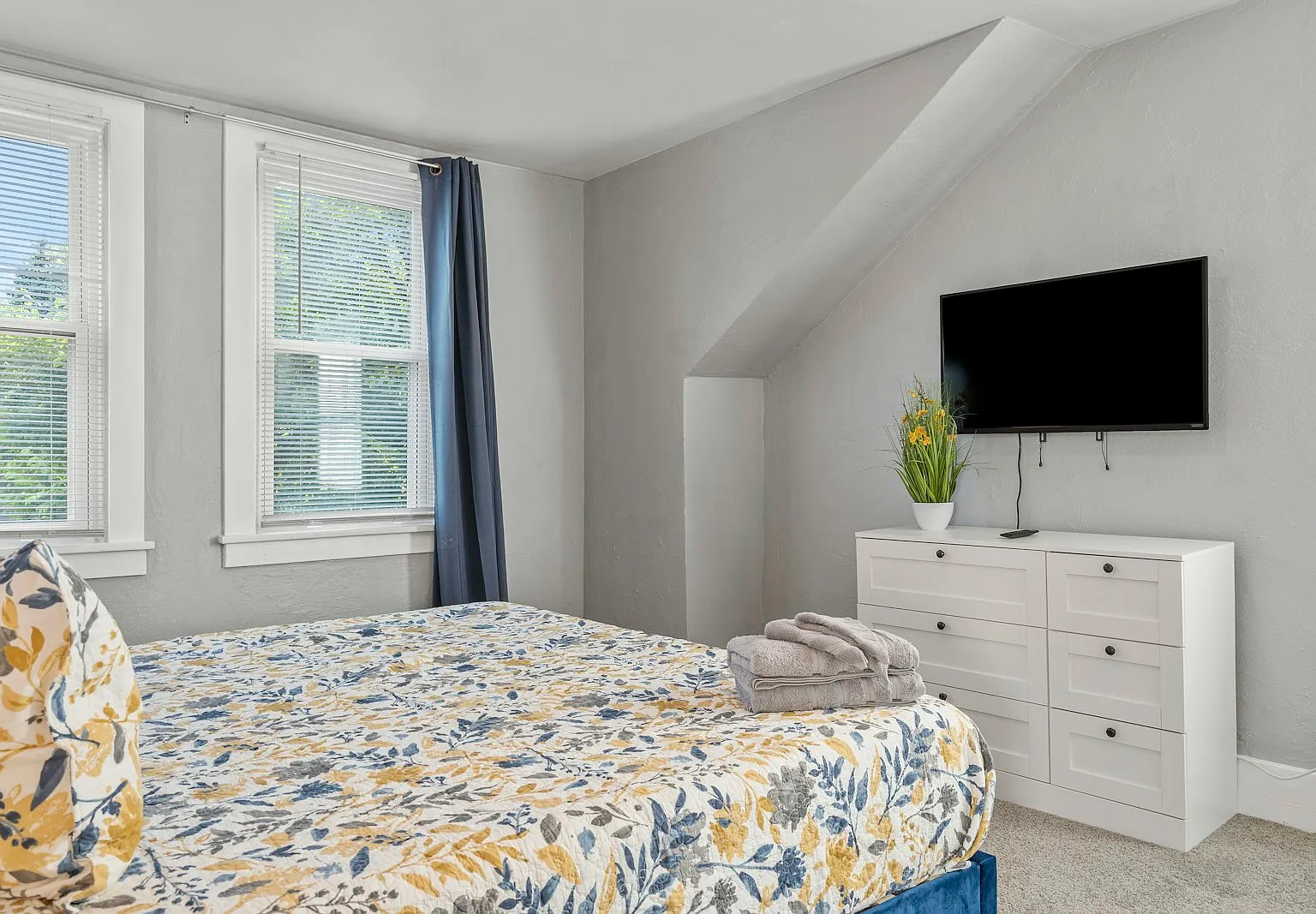 5218 Columbo Street — Photo 4