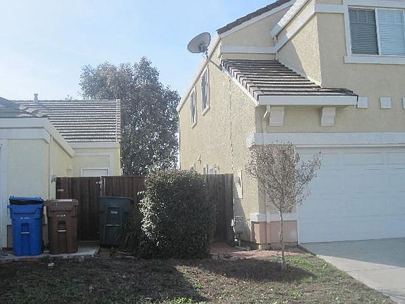 2nd image of 1321 Emerson Dr