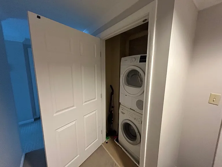 1 Nassau St #1804 — Photo 5