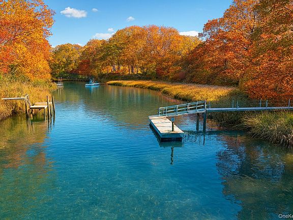 2nd image of 600 Glenn Road