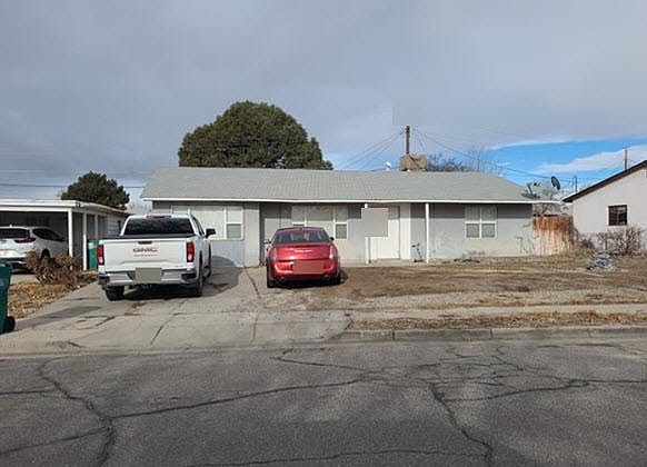 1st image of 1507 N Laguna Ave