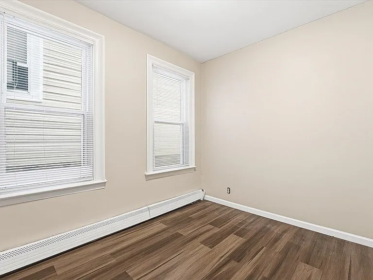 169 Zabriskie St #1 — Photo 16