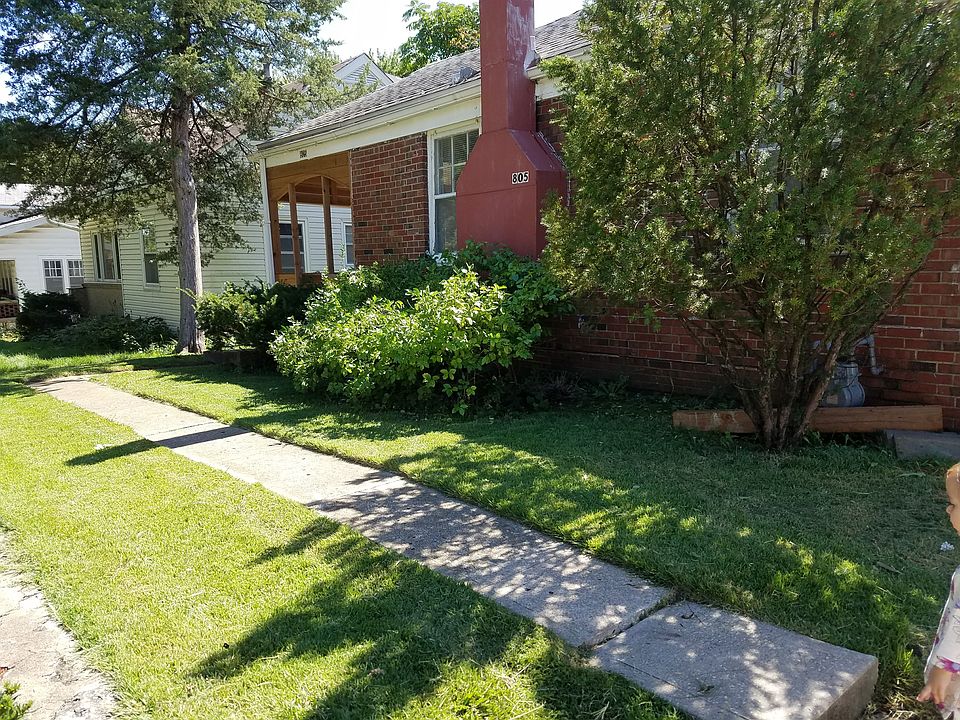 1st image of 805 E 75th St