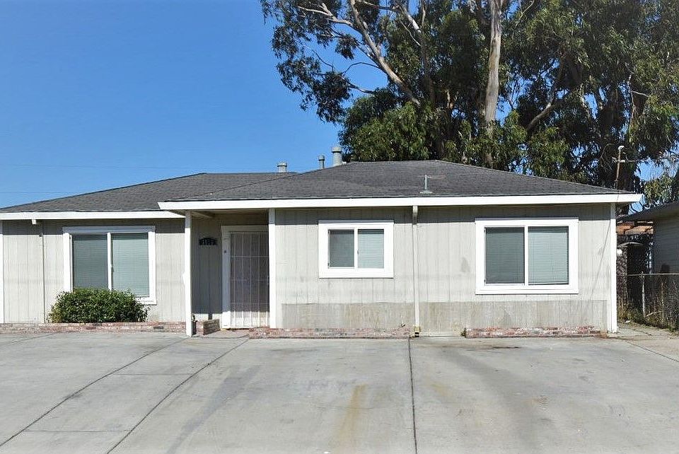 1st image of 3813 Jenkins Way