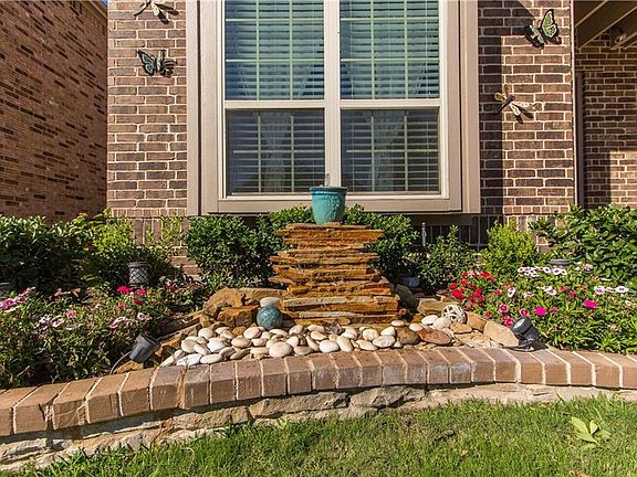 3rd image of 6969 Finch Dr