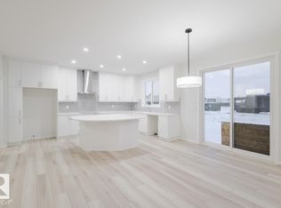 20429 16a Ave NW, Edmonton, AB T6T2V1