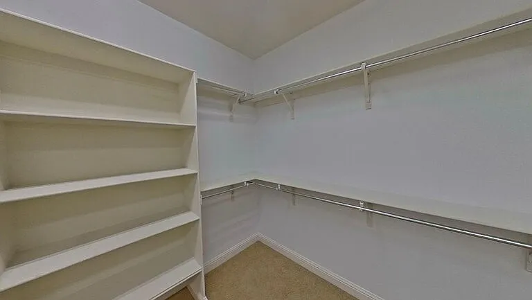 1692 Woodhaven Cir — Photo 12
