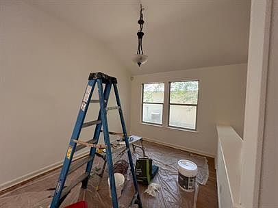 3rd image of 1215 Nightshade Ln