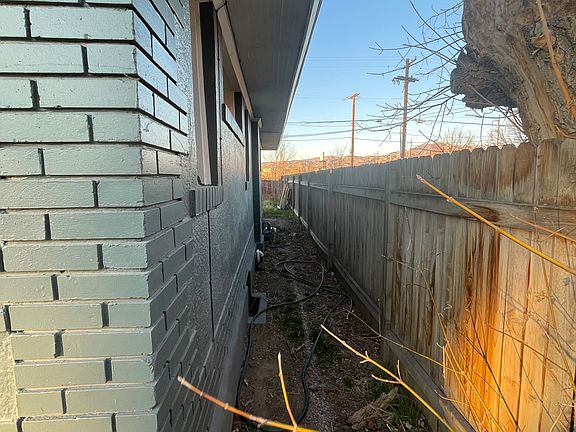 2nd image of 857 E Elm Ave