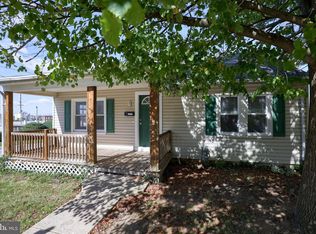 1583 W Poplar Ter, York, PA 17404