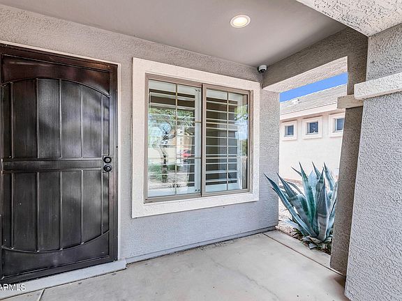 3rd image of 1581 W PROSPECTOR Way