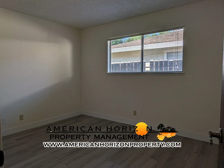 7400 Gallant Cir — Photo 10