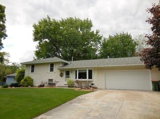 2831 114th Ave NW, Coon Rapids, MN 55433