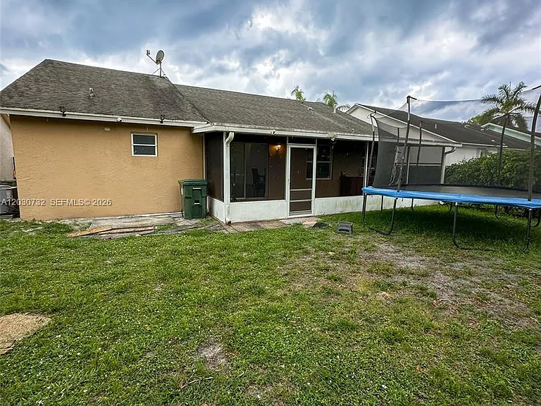 1010 Salmon Isle — Photo 15