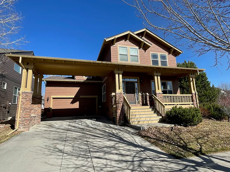 2201 Creekside Dr — Photo 2