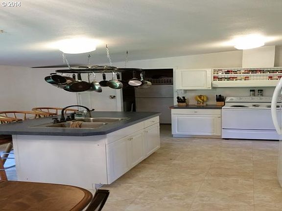 2nd image of 27405 NE East Fork Dr
