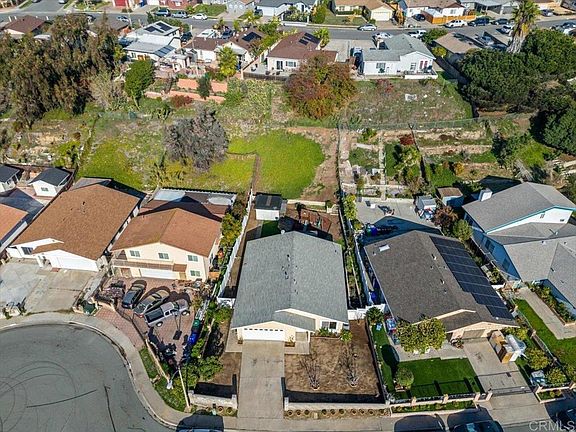 3rd image of 245 Deep Dell Rd