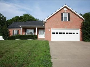 1156 Thornberry Dr, Clarksville, TN 37043