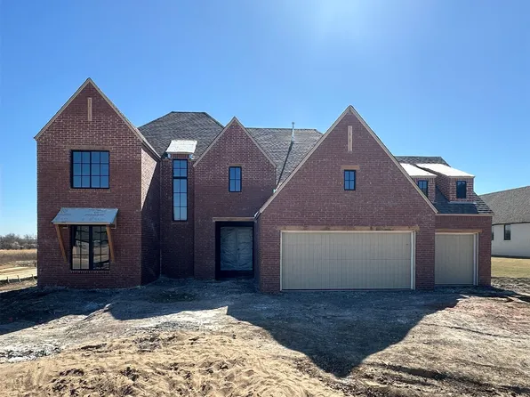 1503 Cedarwood Dr, Claremore, OK 74017